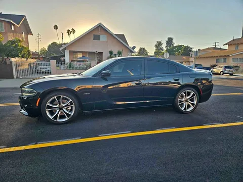 2015 Dodge Charger R/T Sedan 4D