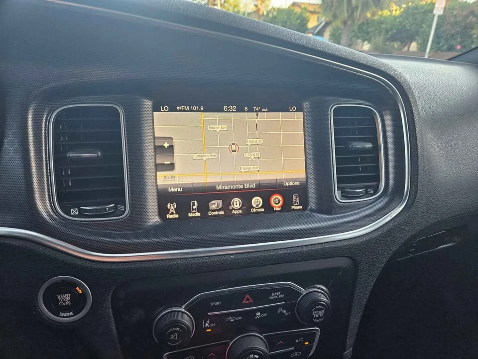 2015 Dodge Charger 7th Gen - Image 6 of 10