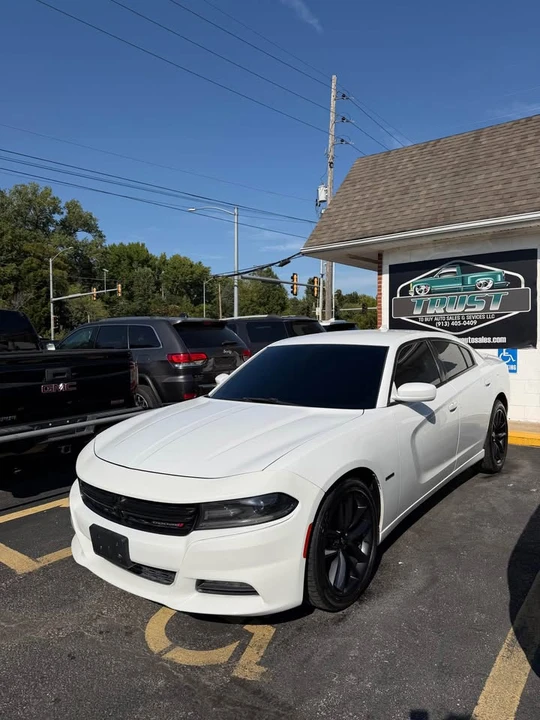 2015 Dodge Charger 7th Gen - Image 2 of 18