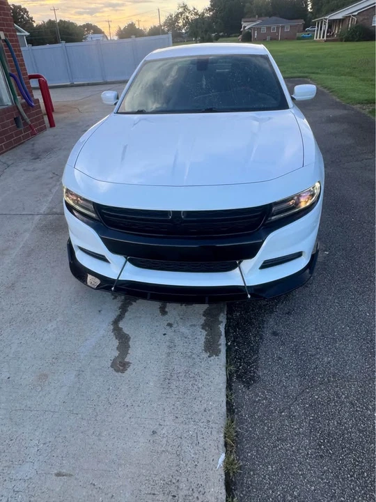 2015 Dodge Charger 7th Gen - Image 5 of 8