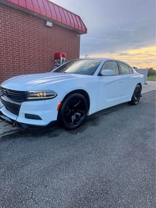 2015 Dodge Charger 7th Gen - Image 2 of 8