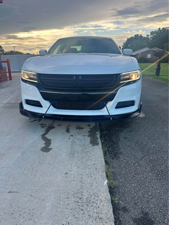2015 Dodge Charger 7th Gen - Image 8 of 10