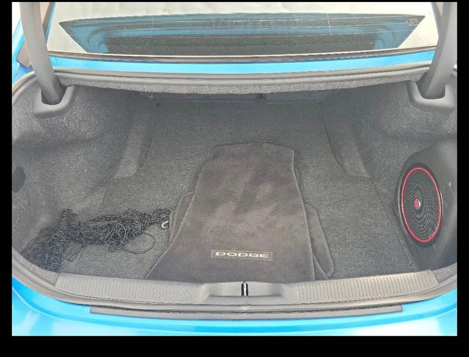 2015 Dodge Charger 7th Gen - Image 5 of 10