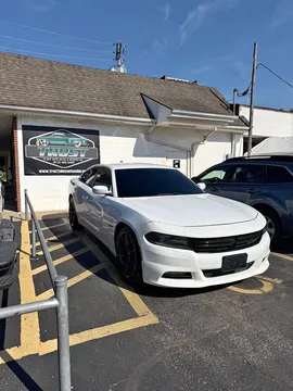 2015 Dodge Charger R/T Sedan 4D