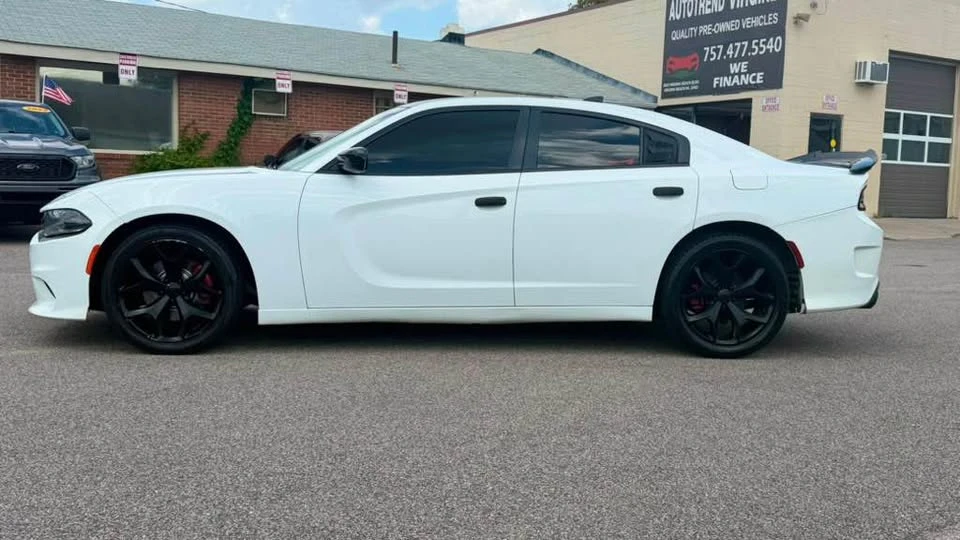 2015 Dodge Charger 7th Gen - Image 5 of 18
