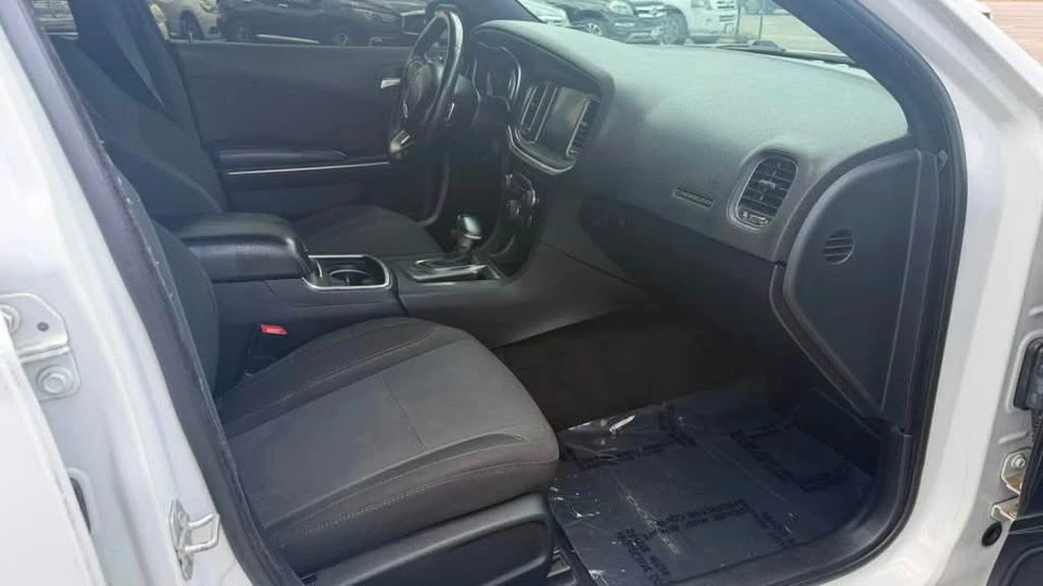 2015 Dodge Charger 7th Gen - Image 12 of 18