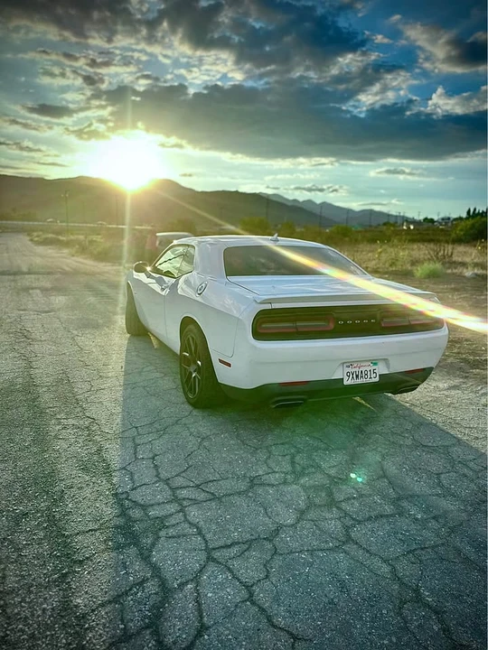 2015 Dodge Charger 7th Gen - Image 5 of 8