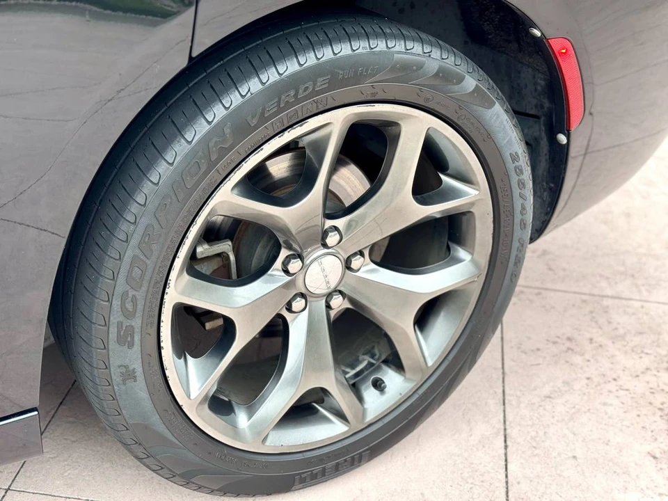 2015 Dodge Charger 7th Gen - Image 14 of 16