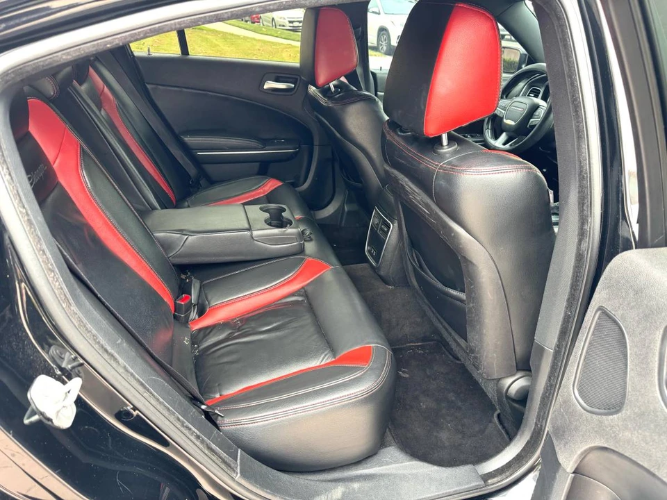 2015 Dodge Charger 7th Gen - Image 8 of 16