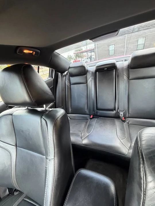 2015 Dodge Charger 7th Gen - Image 9 of 12