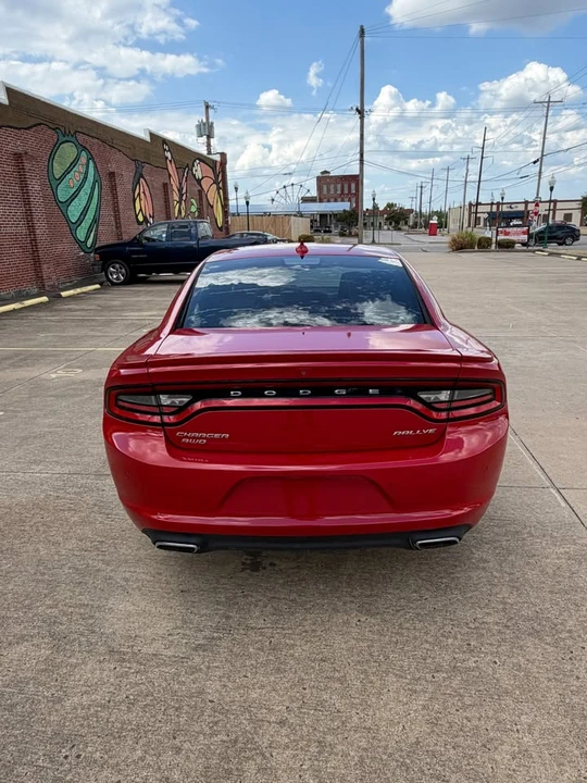 2015 Dodge Charger 7th Gen - Image 6 of 12