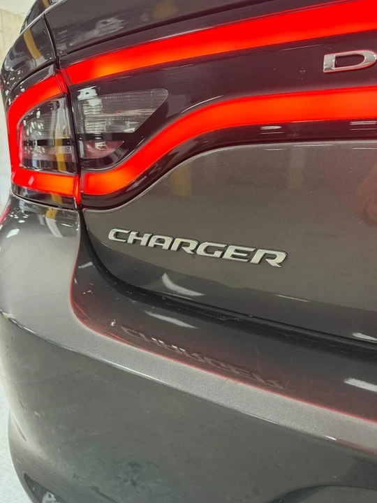 2015 Dodge Charger 7th Gen - Image 5 of 13
