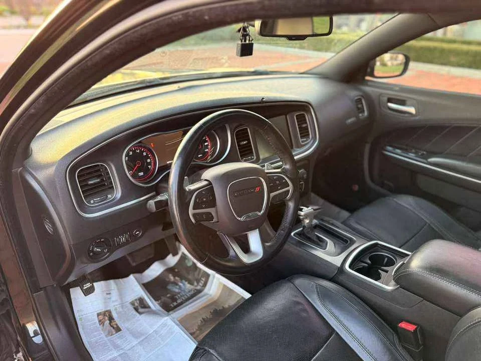 2015 Dodge Charger 7th Gen - Image 5 of 9