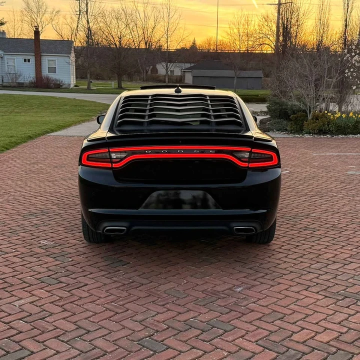 2015 Dodge Charger 7th Gen - Image 6 of 9