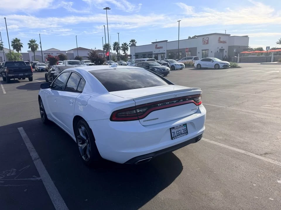 2015 Dodge Charger 7th Gen - Image 3 of 8