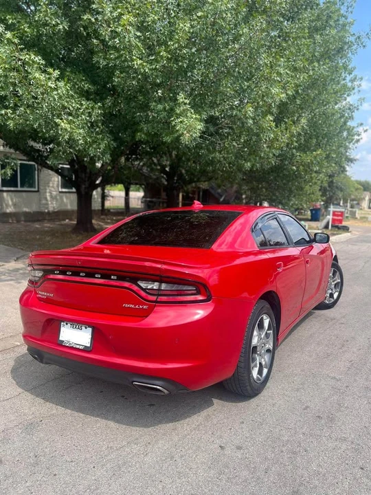2015 Dodge Charger 7th Gen - Image 6 of 15