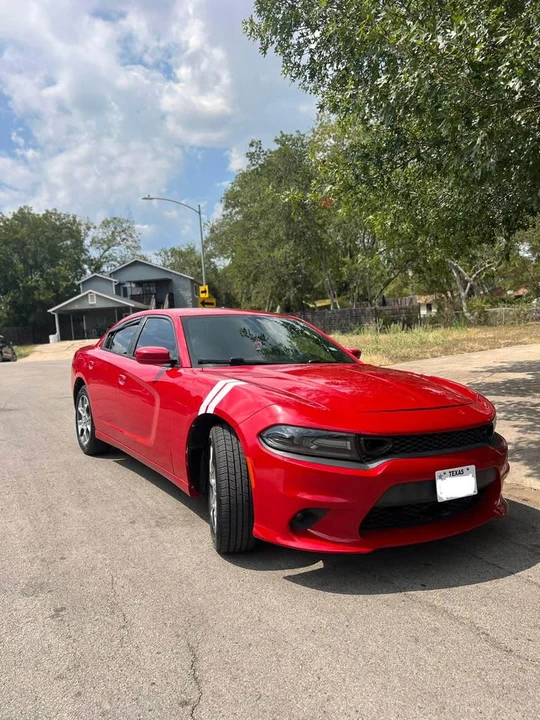 2015 Dodge Charger 7th Gen - Image 9 of 15