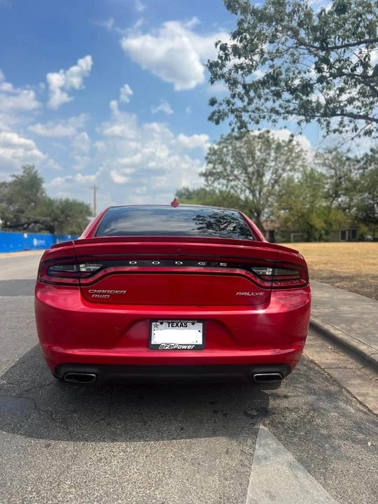 2015 Dodge Charger 7th Gen - Image 5 of 15