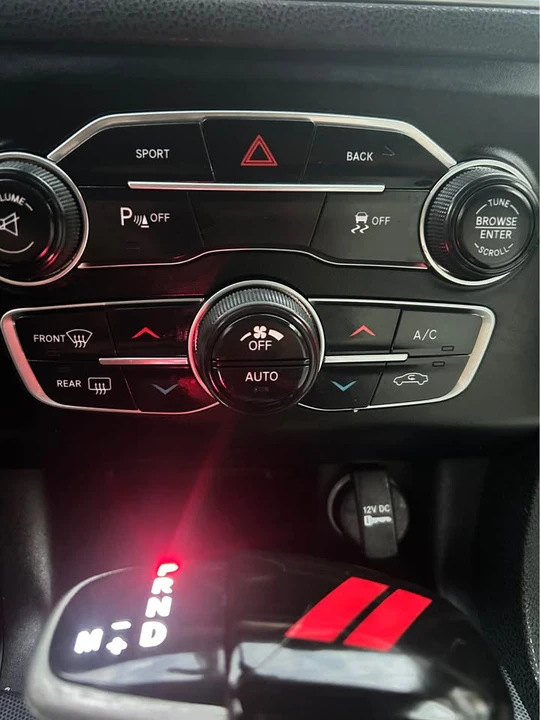 2015 Dodge Charger 7th Gen - Image 14 of 15
