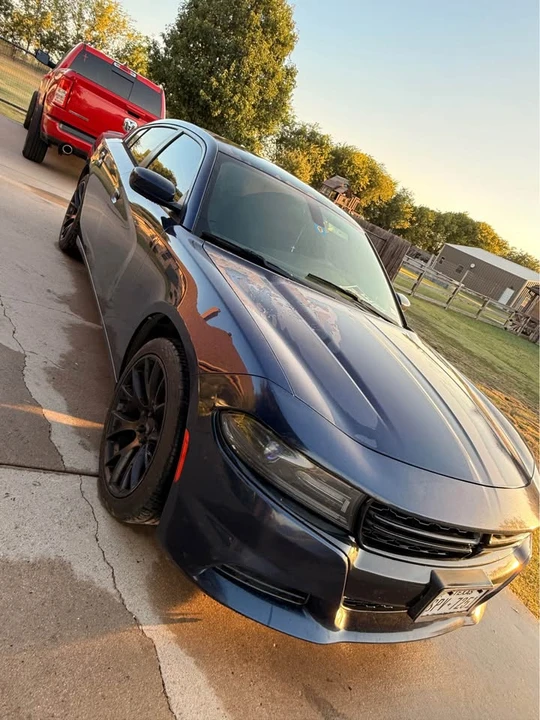 2015 Dodge Charger 7th Gen - Image 9 of 19