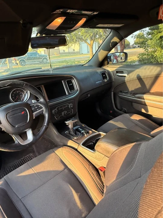 2015 Dodge Charger 7th Gen - Image 6 of 19
