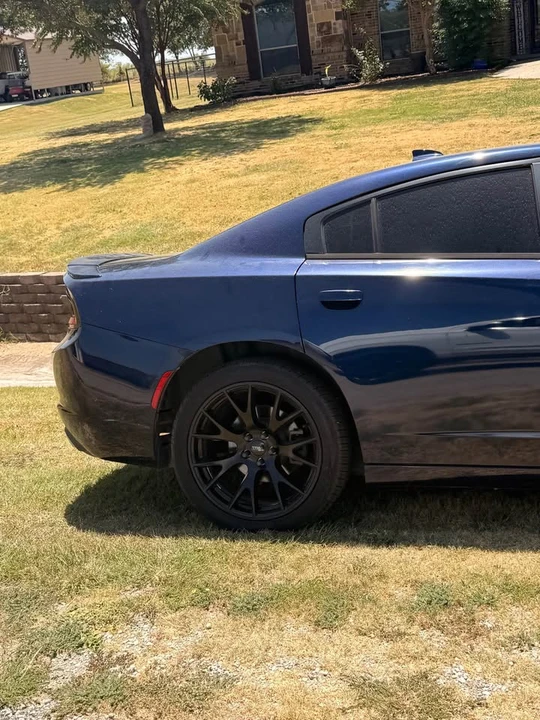 2015 Dodge Charger 7th Gen - Image 18 of 19