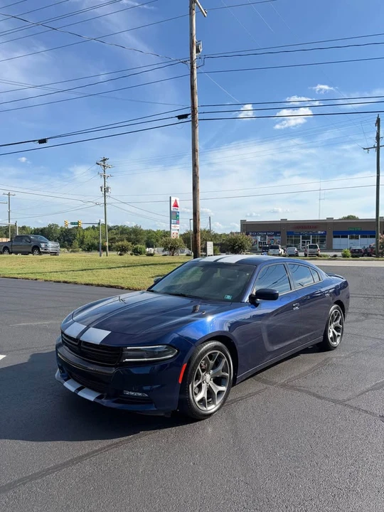 2015 Dodge Charger 7th Gen - Image 9 of 16