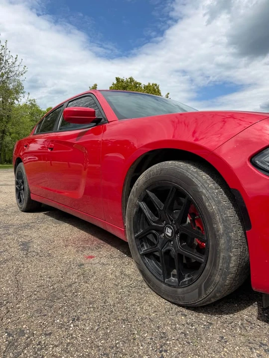 2015 Dodge Charger 7th Gen - Image 6 of 9