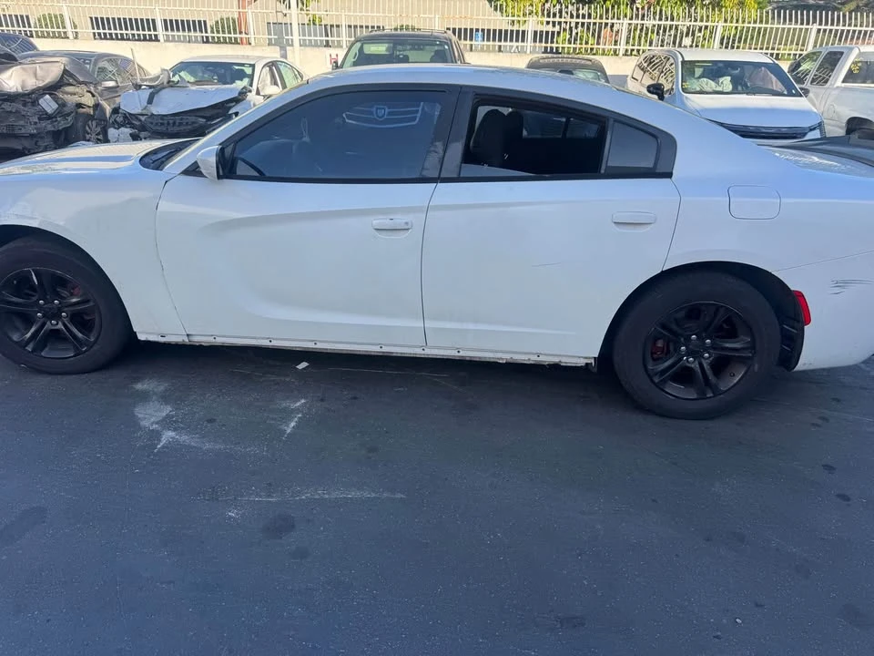 2015 Dodge Charger 7th Gen - Image 8 of 8