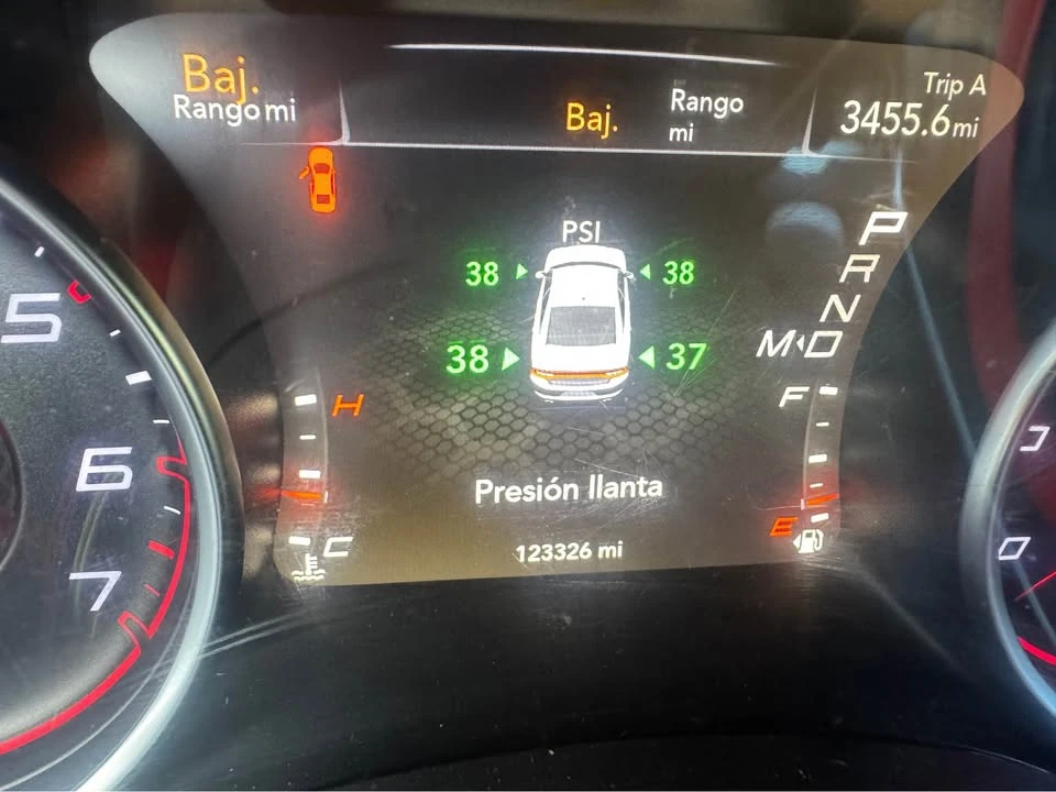 2015 Dodge Charger 7th Gen - Image 3 of 8