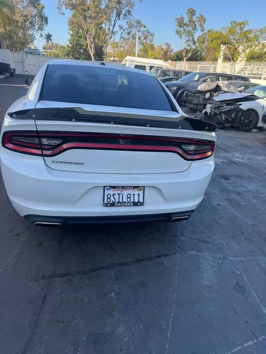 2015 Dodge Charger 7th Gen - Image 7 of 8
