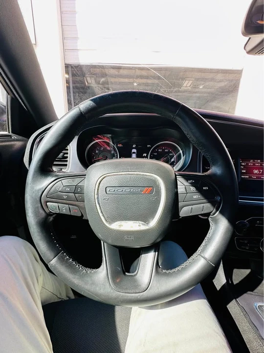 2015 Dodge Charger 7th Gen - Image 4 of 14