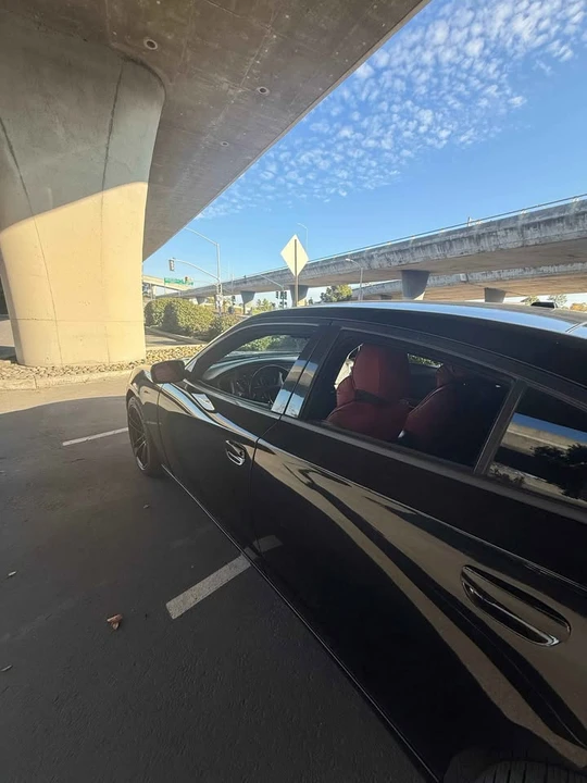 2015 Dodge Charger 7th Gen - Image 11 of 14