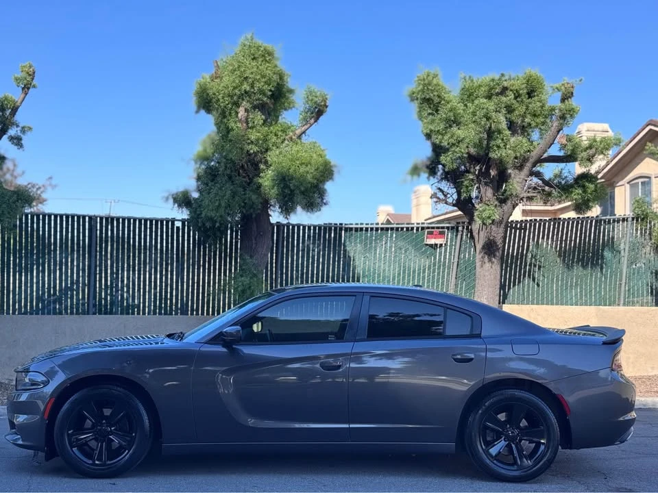 2015 Dodge Charger 7th Gen - Image 2 of 9