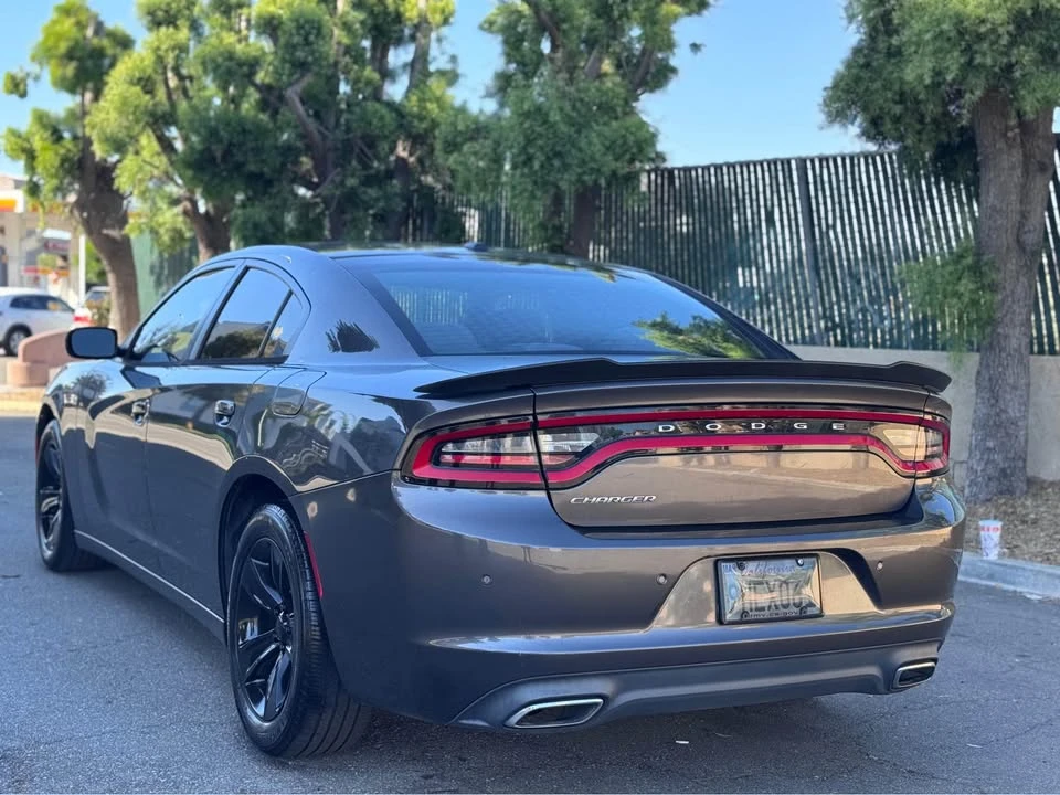 2015 Dodge Charger 7th Gen - Image 3 of 9