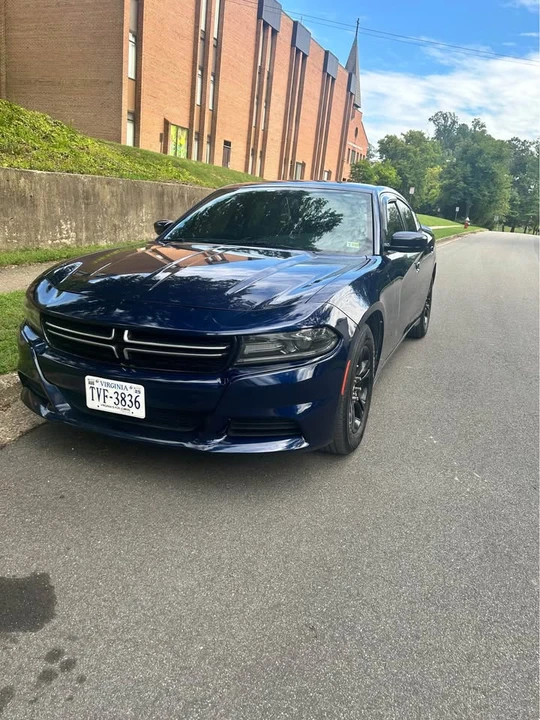 2015 Dodge Charger 7th Gen - Image 2 of 10