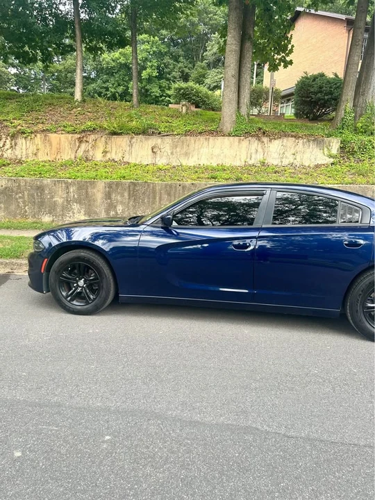 2015 Dodge Charger 7th Gen - Image 3 of 10