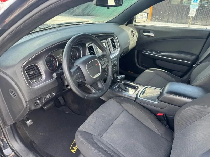 2015 Dodge Charger 7th Gen - Image 5 of 11