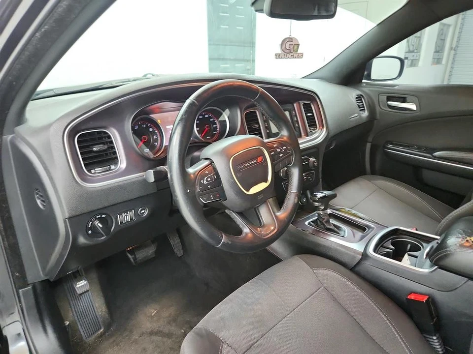 2015 Dodge Charger 7th Gen - Image 12 of 31