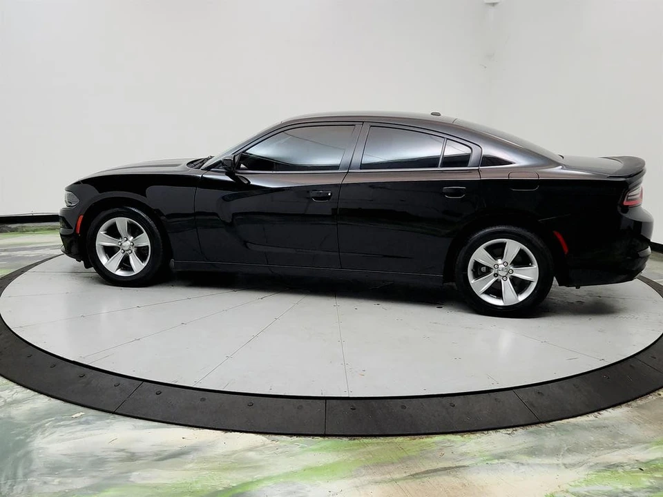 2015 Dodge Charger 7th Gen - Image 7 of 31