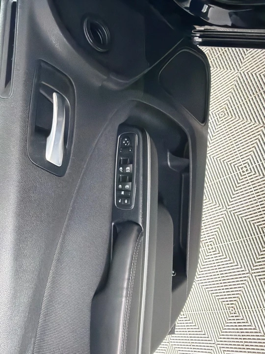 2015 Dodge Charger 7th Gen - Image 9 of 21