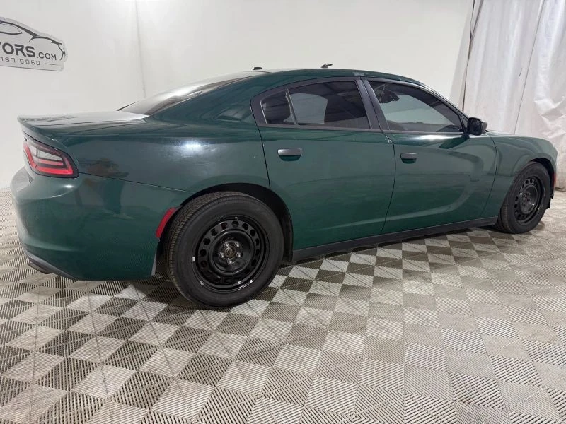 2015 Dodge Charger 7th Gen - Image 9 of 12
