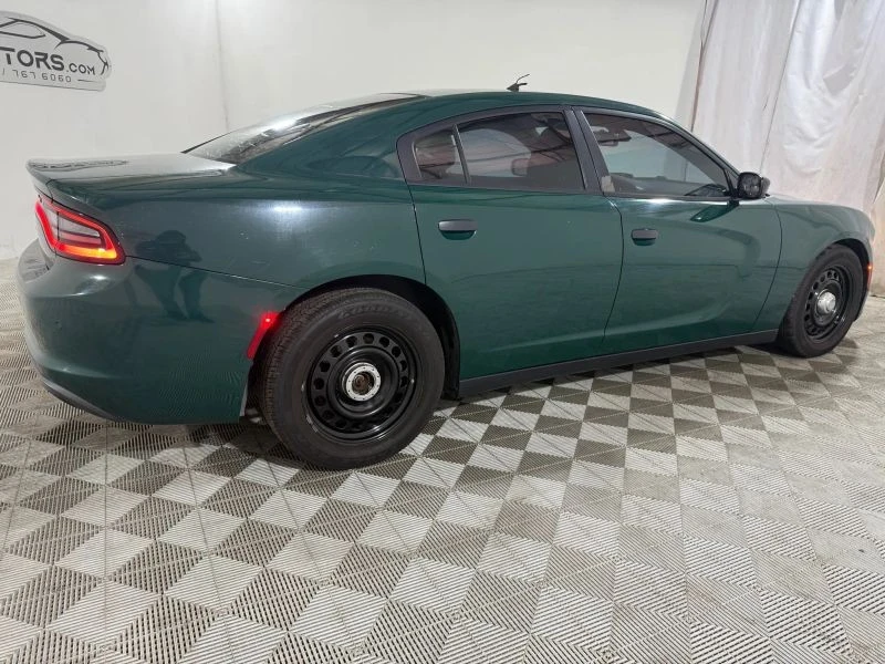 2015 Dodge Charger 7th Gen - Image 9 of 12