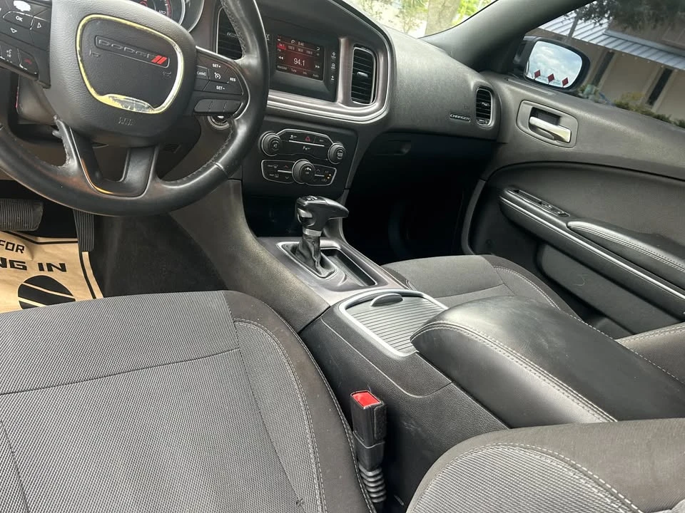 2015 Dodge Charger 7th Gen - Image 10 of 13