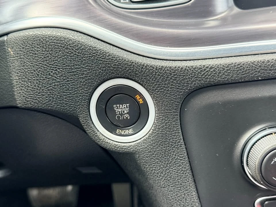 2015 Dodge Charger 7th Gen - Image 16 of 20