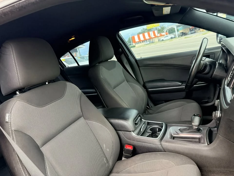 2015 Dodge Charger 7th Gen - Image 13 of 20