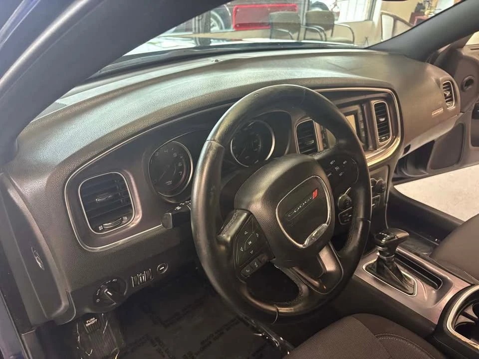 2015 Dodge Charger 7th Gen - Image 13 of 20