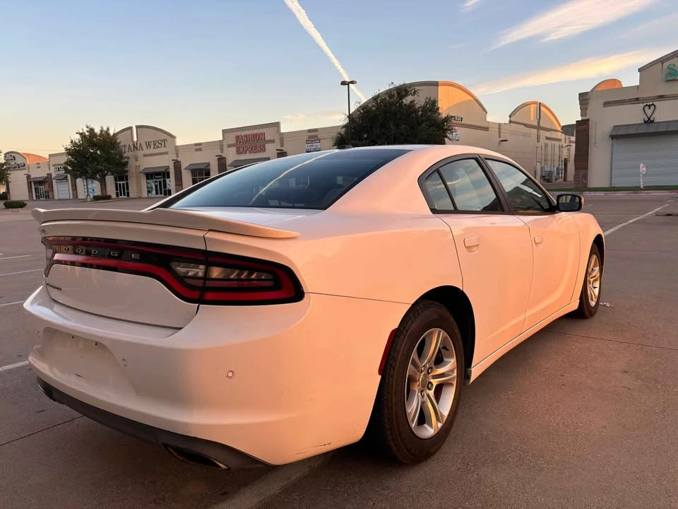 2015 Dodge Charger 7th Gen - Image 11 of 17