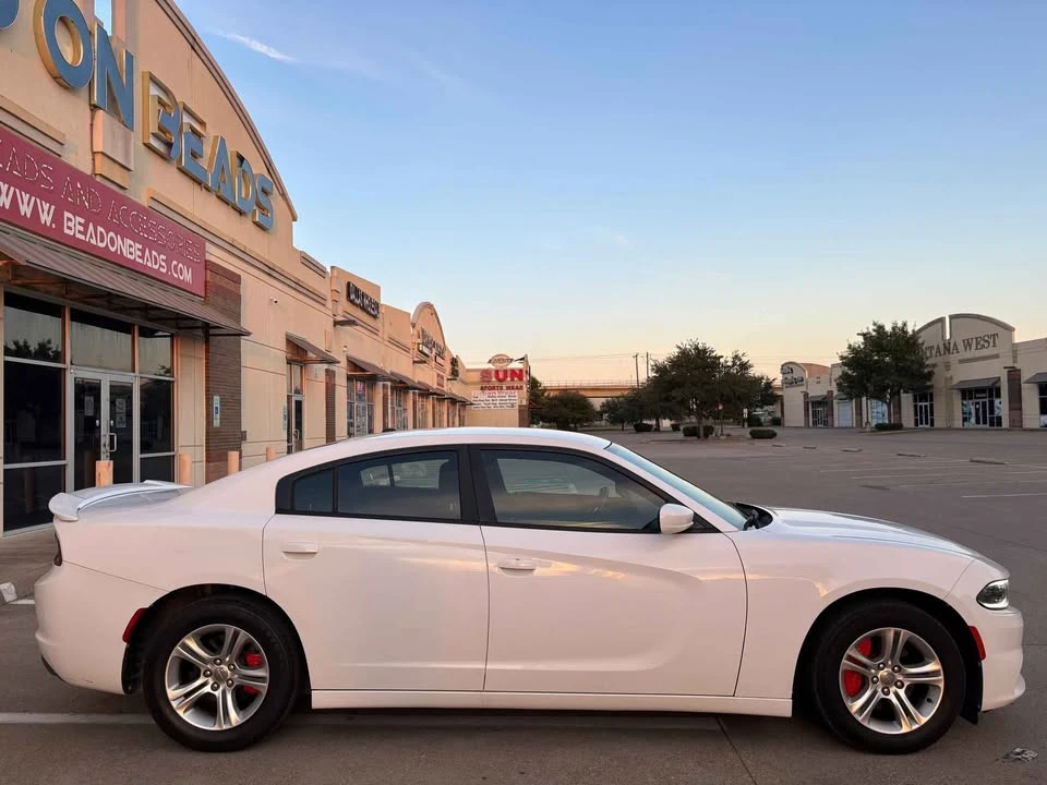 2015 Dodge Charger 7th Gen - Image 2 of 17