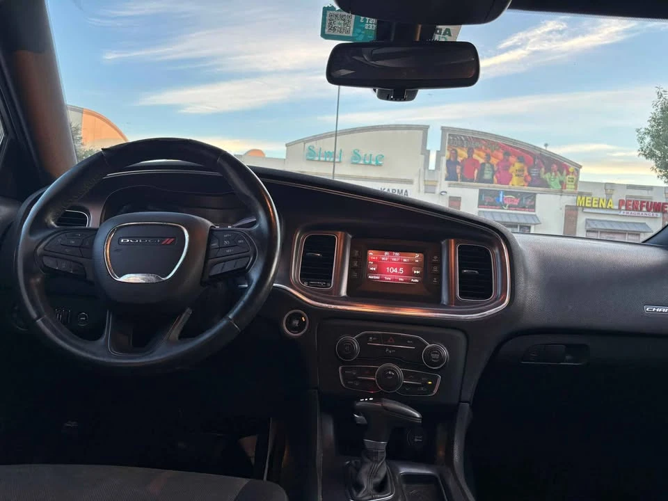 2015 Dodge Charger 7th Gen - Image 13 of 17